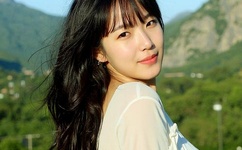 年轻漂亮老师高清线